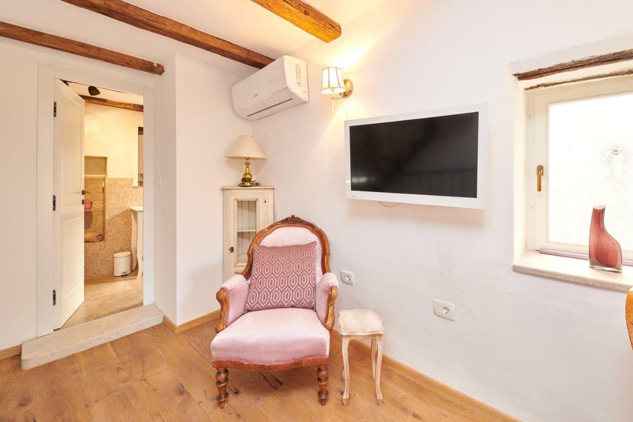 Villa La Boutique Grožnjan Exterior foto